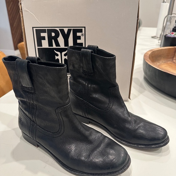Frye Distressed Bootie - Picture 1 of 1